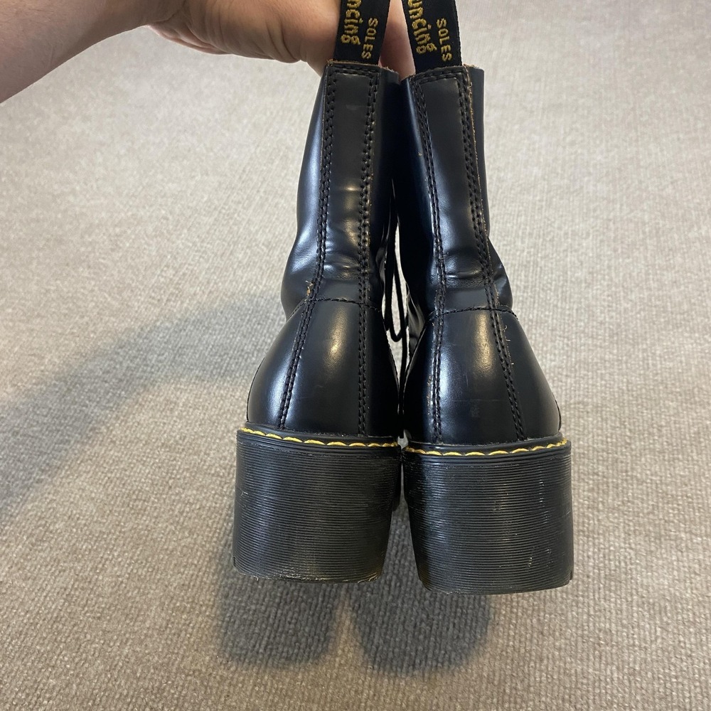 Dr. Martens Leona Boots Womens Size 7 Black Leather Combat Platform Lace Up Y2K - Picture 7 of 11